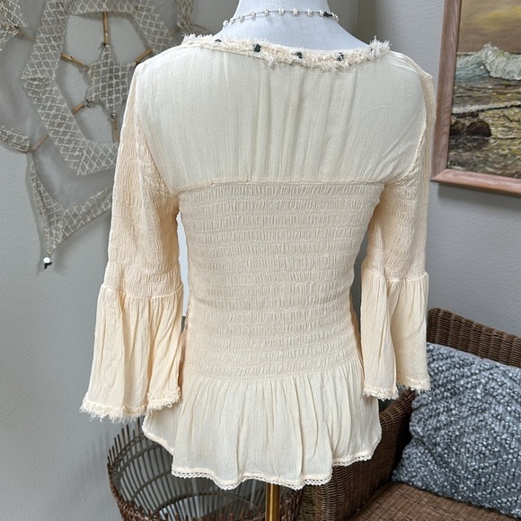 Free people “sugar magnolia” bell 3/4 sleeve smoked top SZ XS-M - Picture 3 of 10